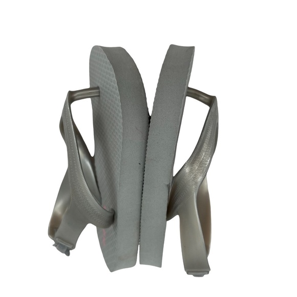 Old Navy Silver Flip Flop Slingback Sandals Size 5 Little Girl's - Picture 6 of 7